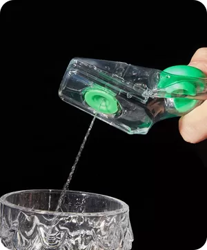 Liquid Cleansing Valve for Dishwashing Brush